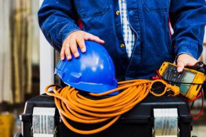 How to Prepare For an Electrician