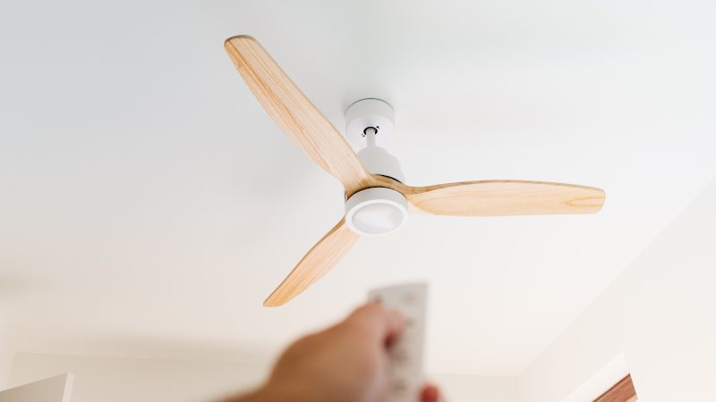 3 Benefits of a Ceiling Fan Installation
