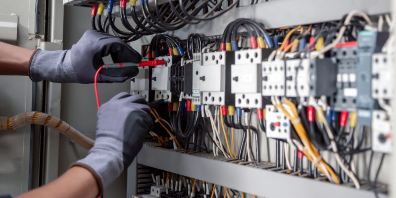 3 Reasons to Use Our Electrical Maintenance Services
